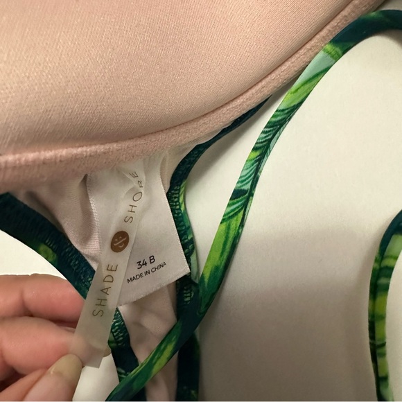 Share and Shore Bikini Top Bra Sz 34B Tropical - Picture 4 of 5